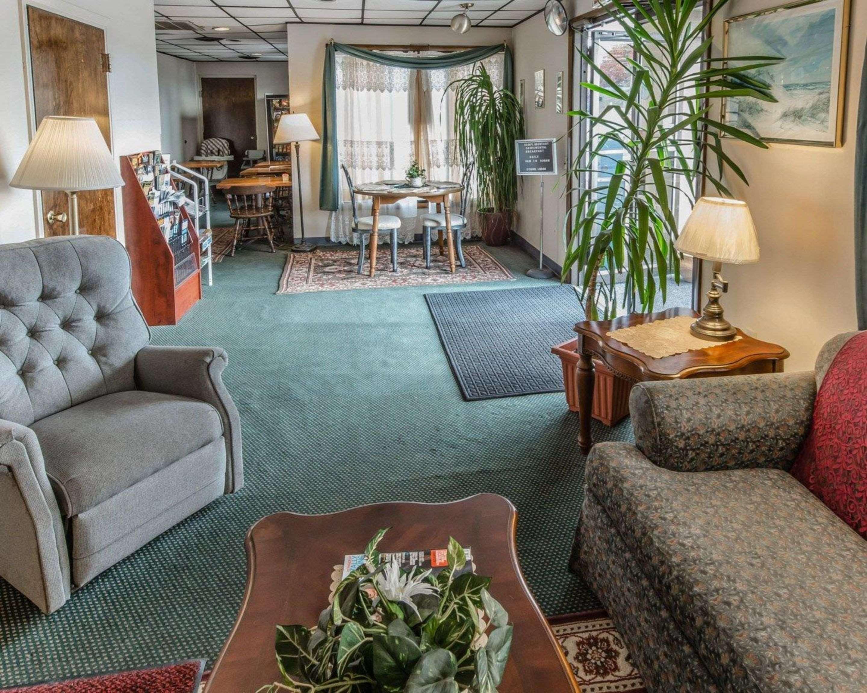 อีโคโน ลอดจ์ แอลทูนา I-99 Hotel ภายนอก รูปภาพ